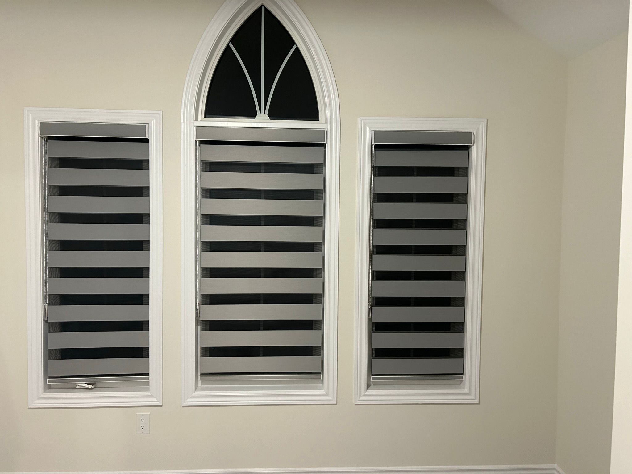 3 blinds